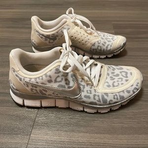 Nike Free white leopard sneakers